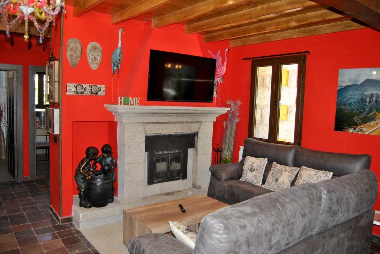 Complejo Casas Rurales Mansiones Y Villas Deluxe Collado Mediano Εξωτερικό φωτογραφία