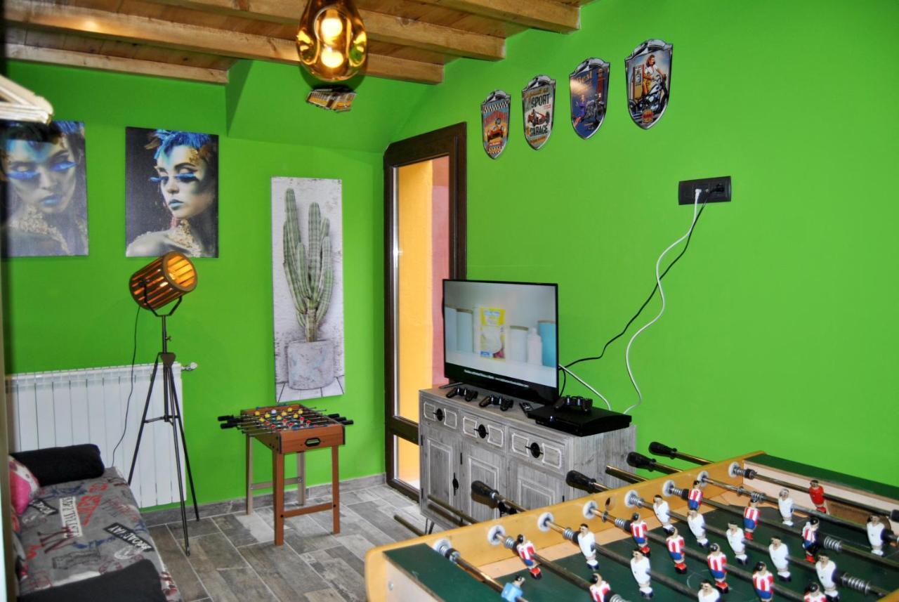 Complejo Casas Rurales Mansiones Y Villas Deluxe Collado Mediano Εξωτερικό φωτογραφία