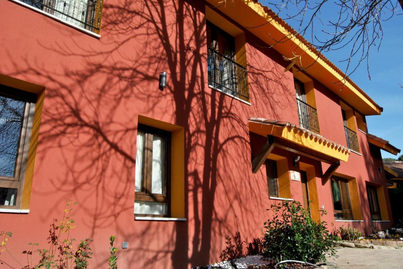 Complejo Casas Rurales Mansiones Y Villas Deluxe Collado Mediano Εξωτερικό φωτογραφία